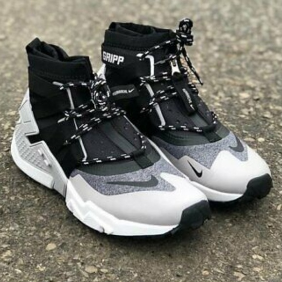 Nike | Shoes | Air Huarache Gripp 